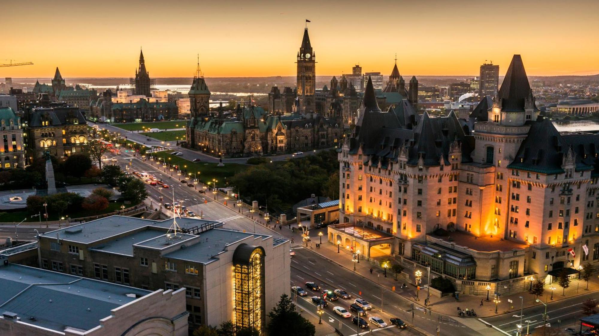 Holiday Inn - Ottawa Dwtn - Parliament Hill By Ihg Exterior foto